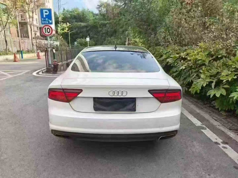 铜仁17年奥迪A7L8