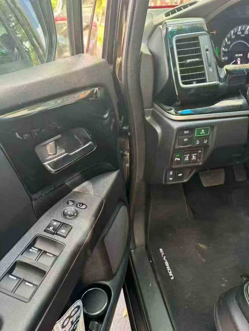 桂林19年本田艾力绅3