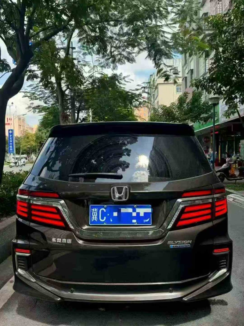 桂林19年本田艾力绅9