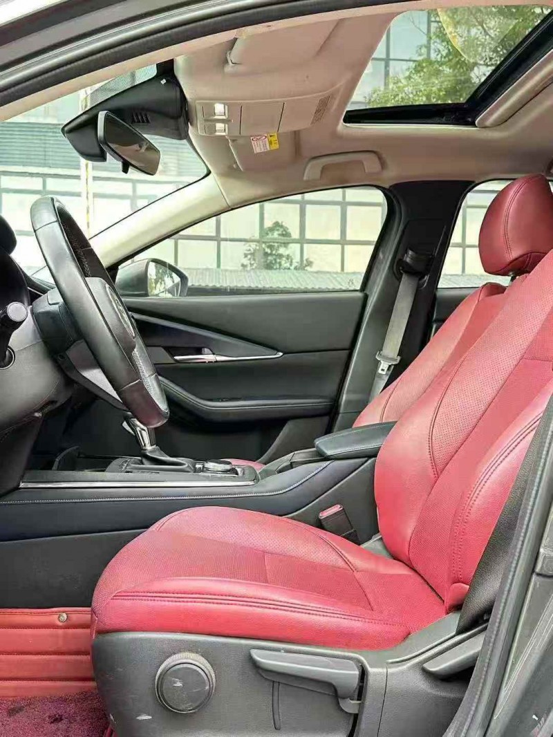 东莞20年马自达CX-35