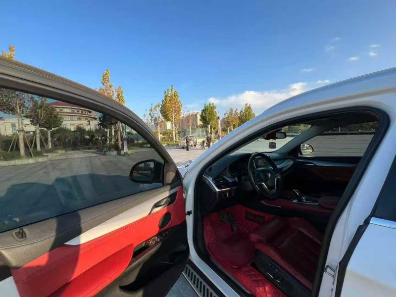 保定16年宝马X65