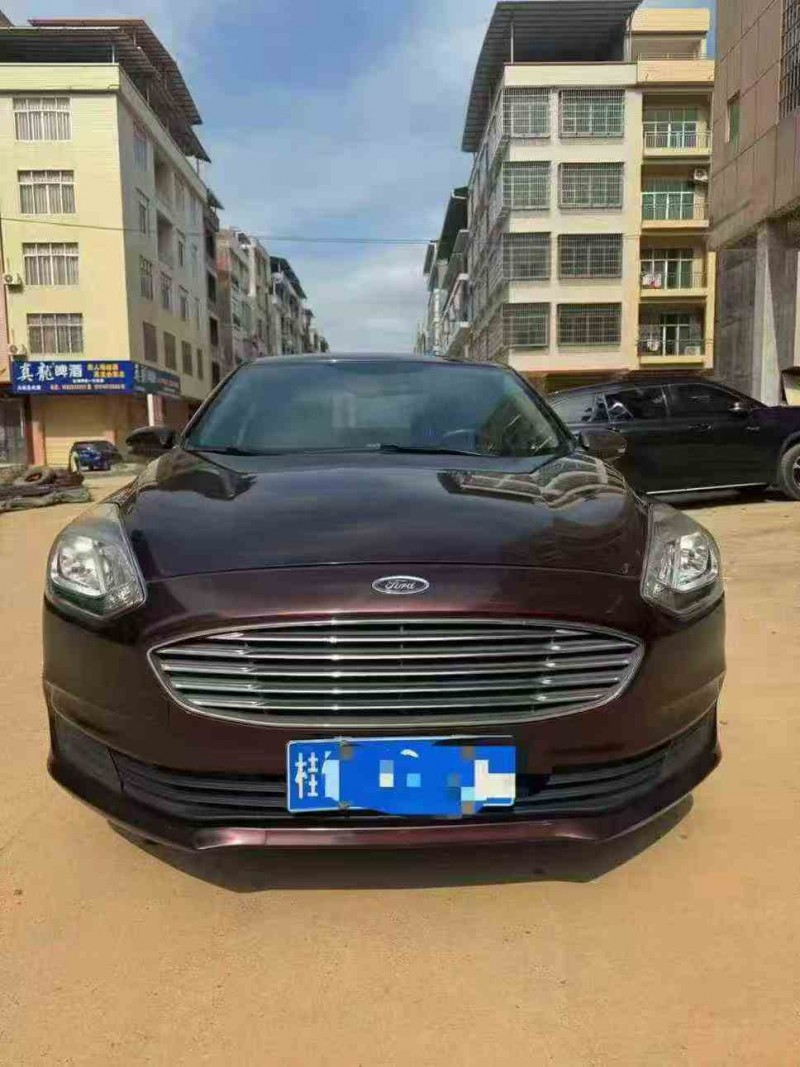 梧州19年福特福睿斯1