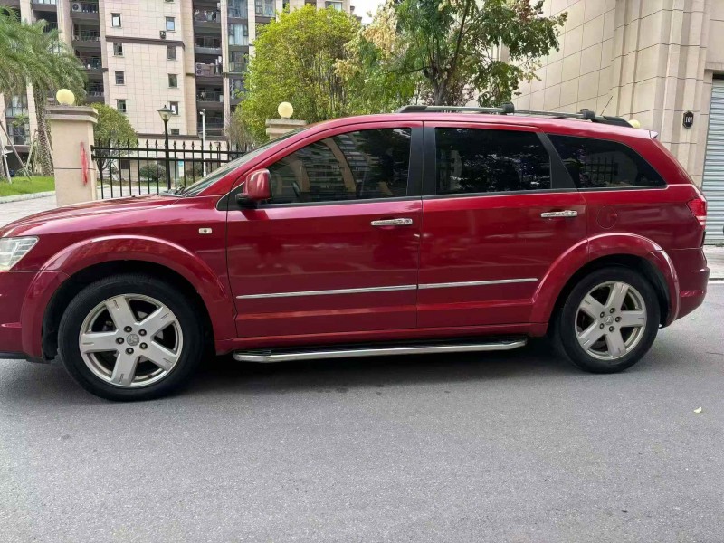 常州11年道奇酷威8