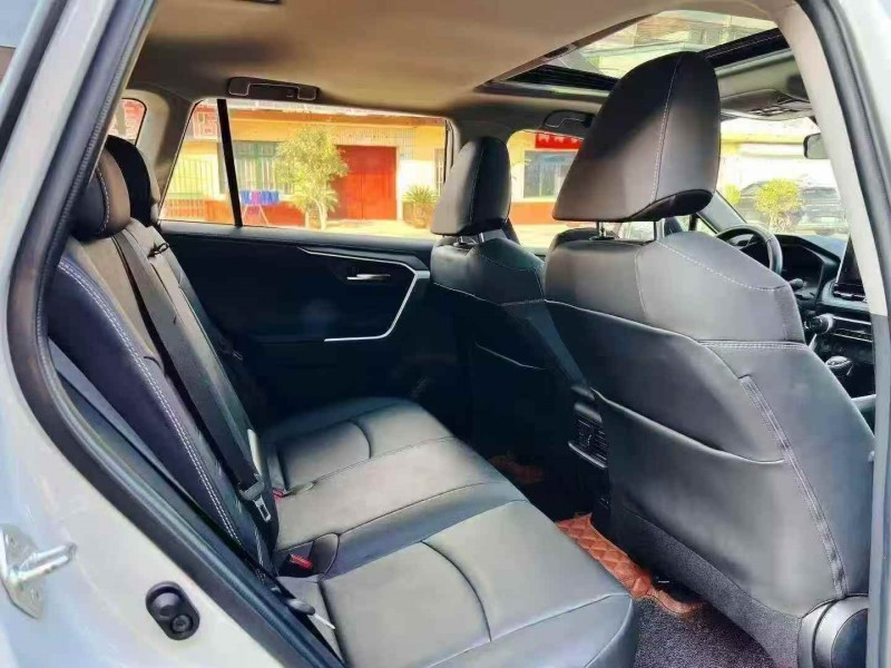 无锡22年丰田RAV4荣放5