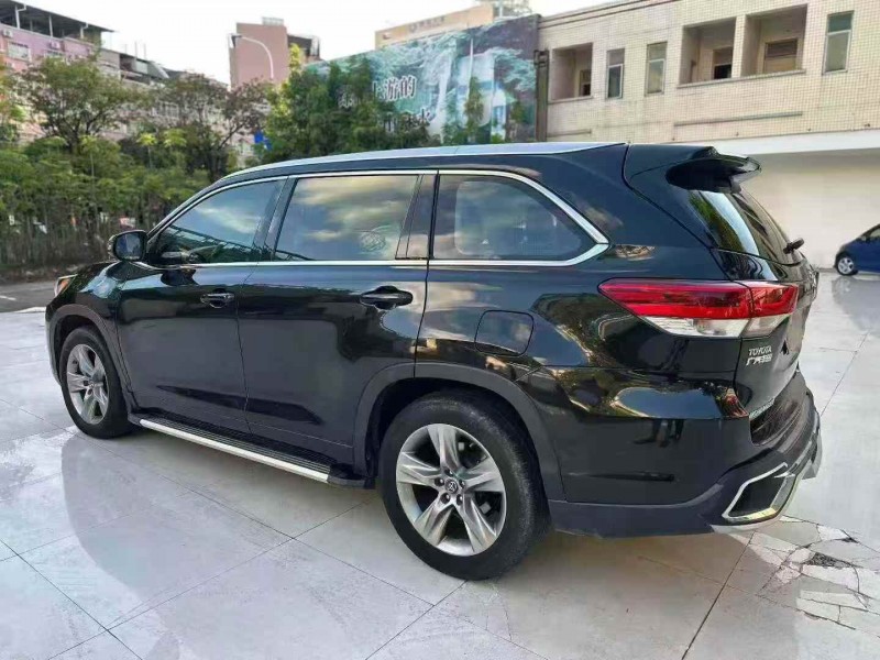 无锡18年丰田汉兰达7