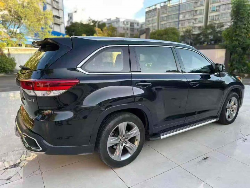 无锡18年丰田汉兰达8