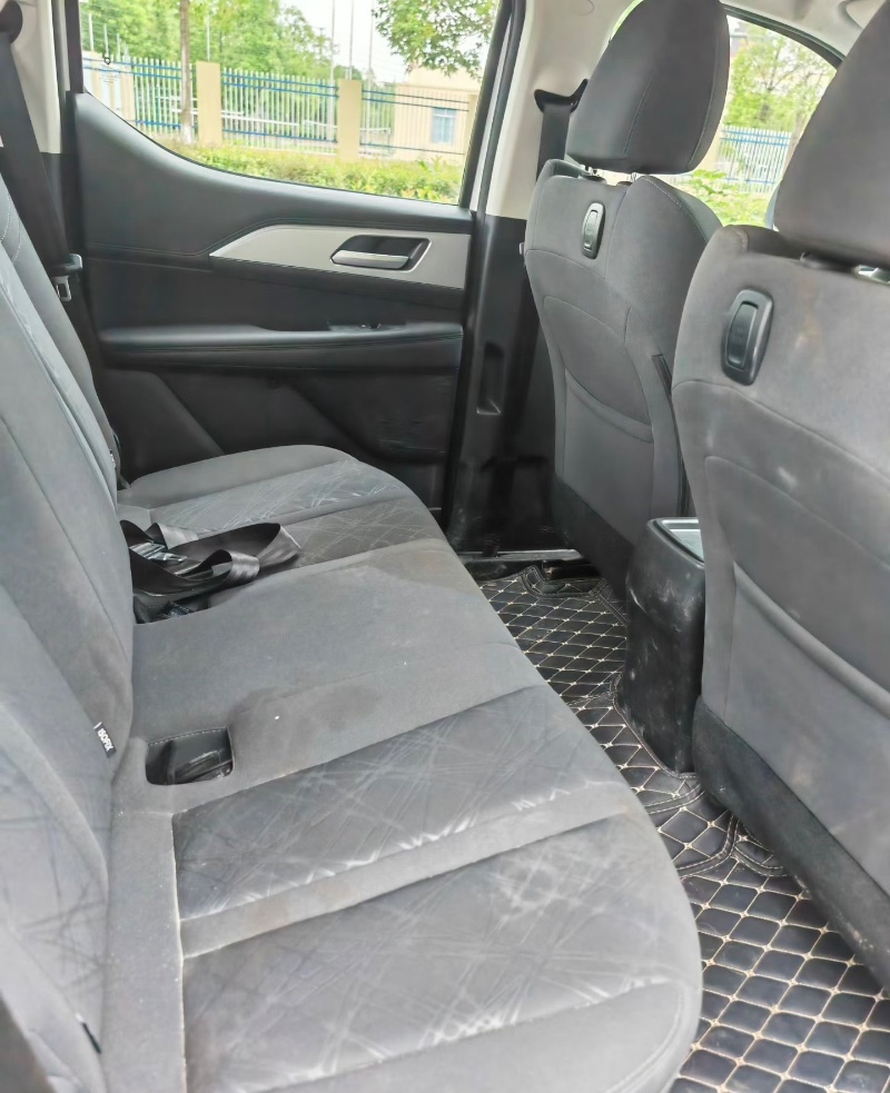 成都24年长城汽车炮 皮卡6