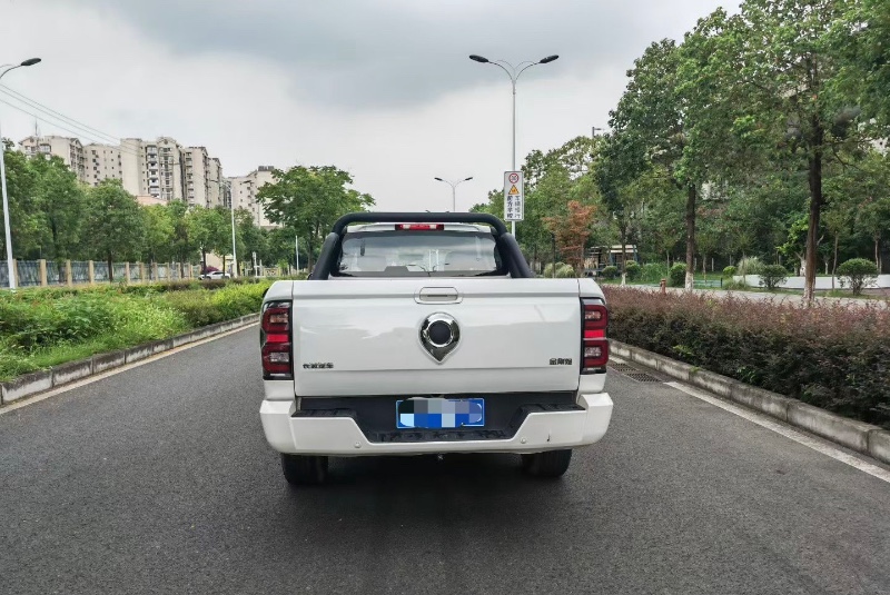 成都24年长城汽车炮 皮卡8