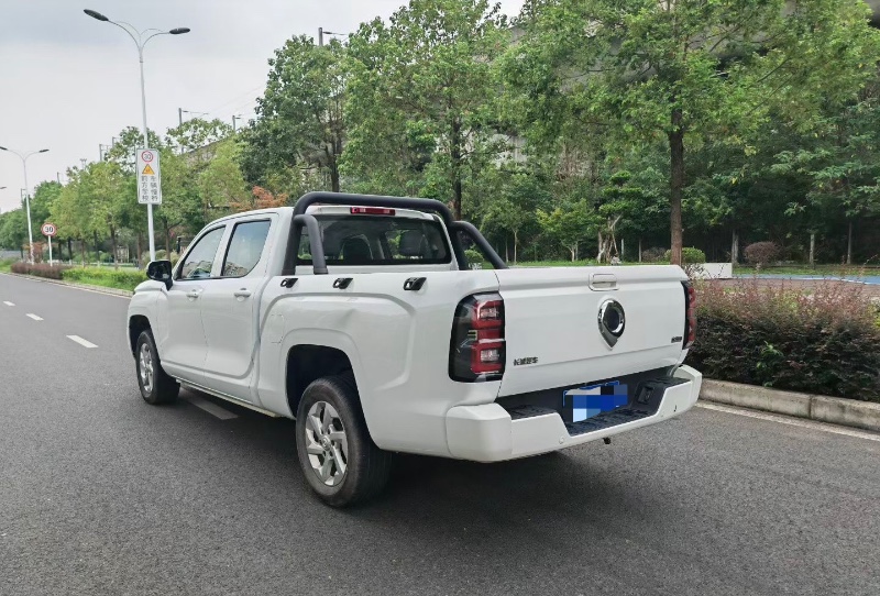 成都24年长城汽车炮 皮卡9