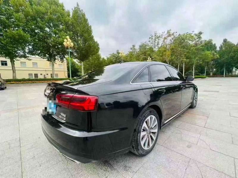 青岛16年奥迪A6L8