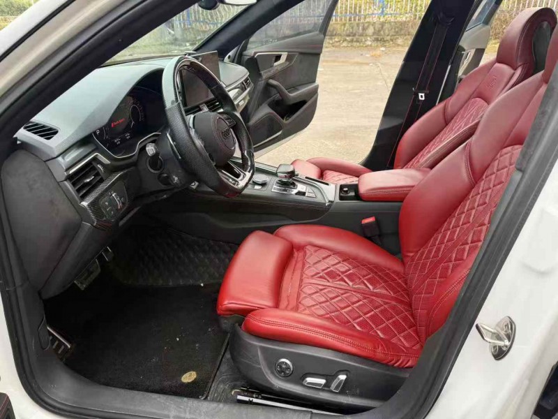 徐州19年奥迪A4L4