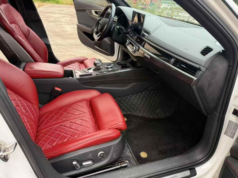 徐州19年奥迪A4L6