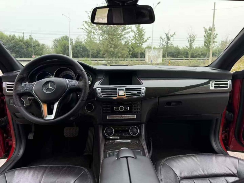 徐州14年奔驰CLS5