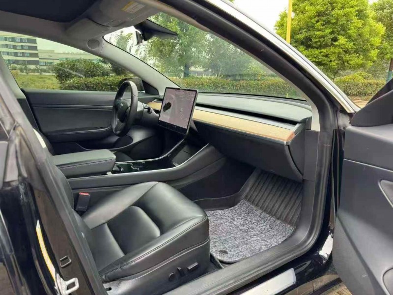 盐城20年特斯拉MODEL 37