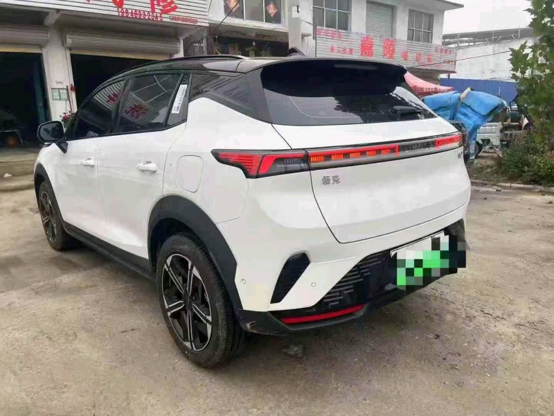 青岛25年领克068