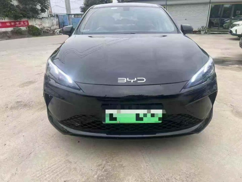 烟台25年比亚迪海豹1