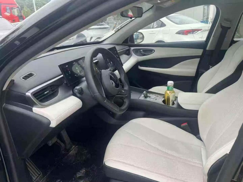 烟台25年比亚迪海豹6