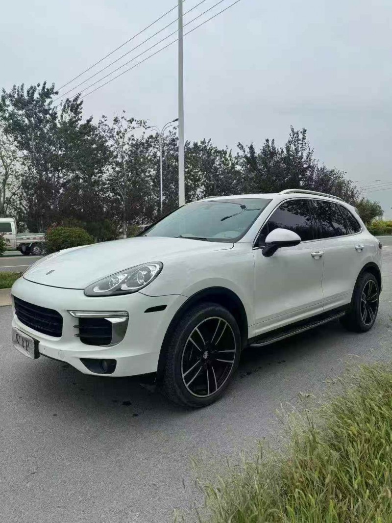 邯郸15年保时捷卡宴2