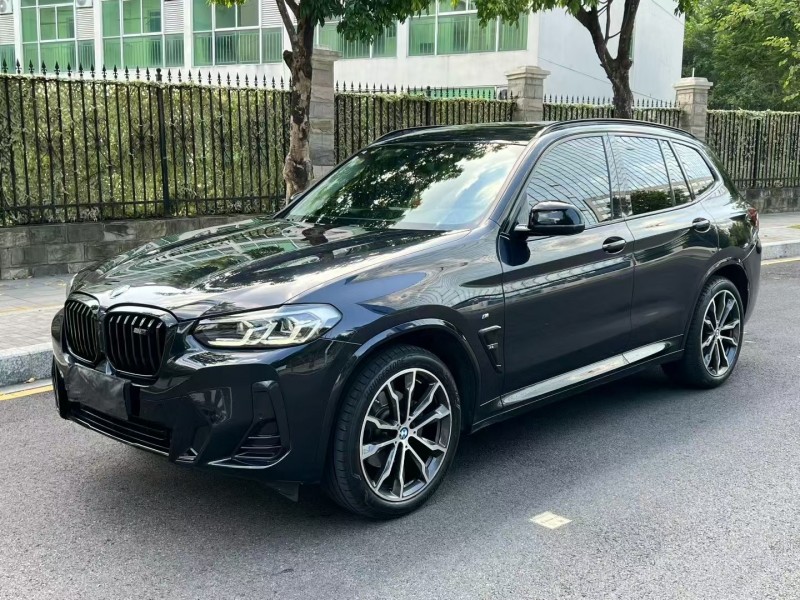 广州21年宝马X33