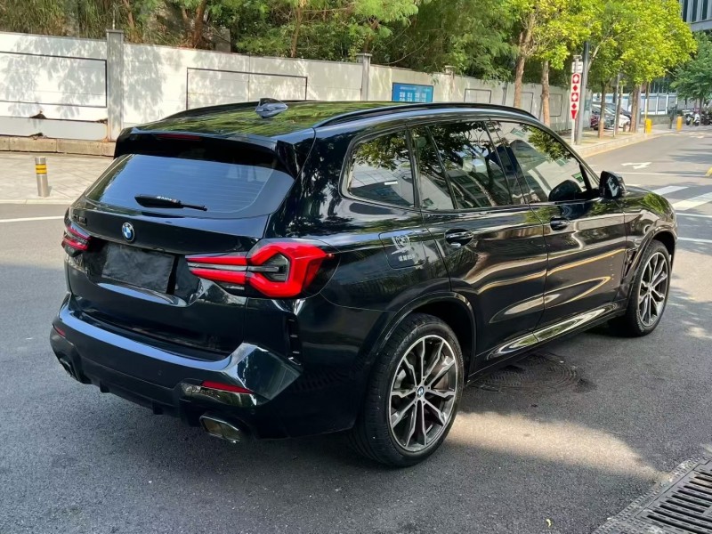 广州21年宝马X37