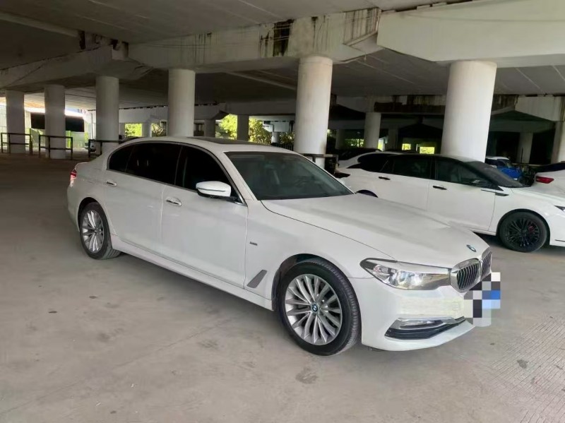 广州18年宝马5系3