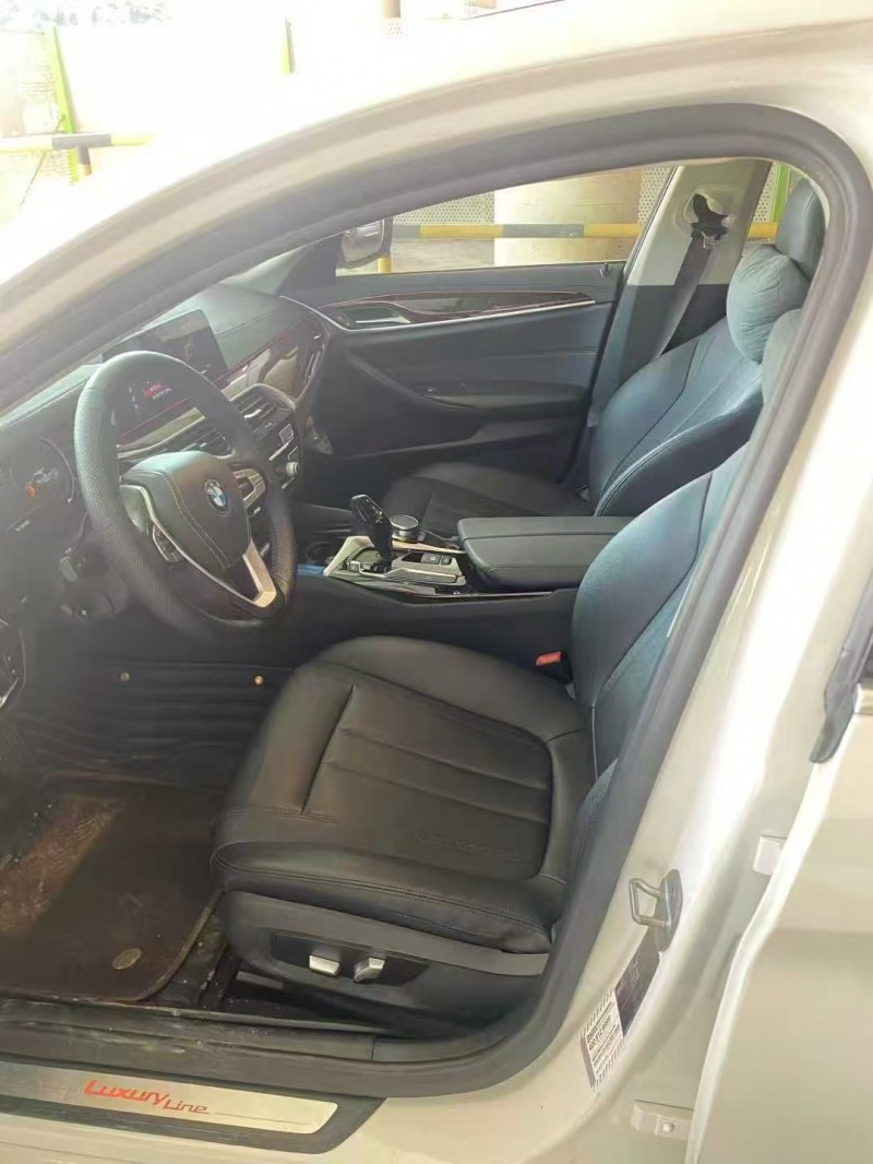 广州18年宝马5系4