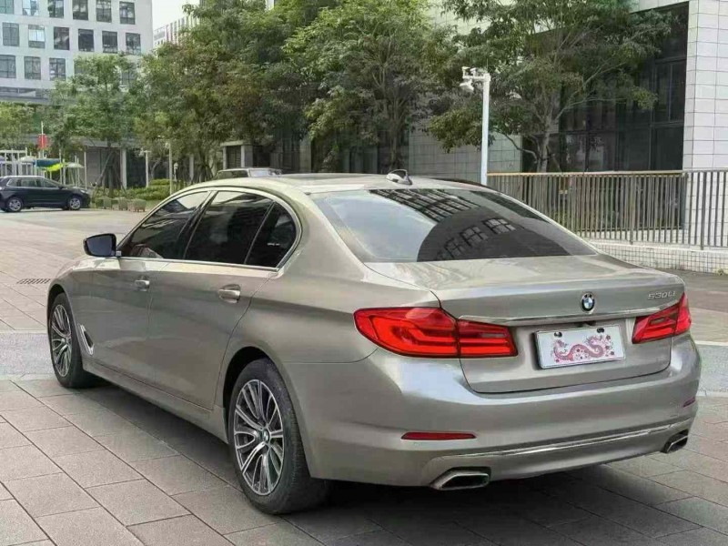 佛山18年宝马5系4