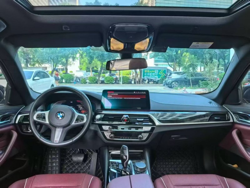 深圳22年宝马5系4