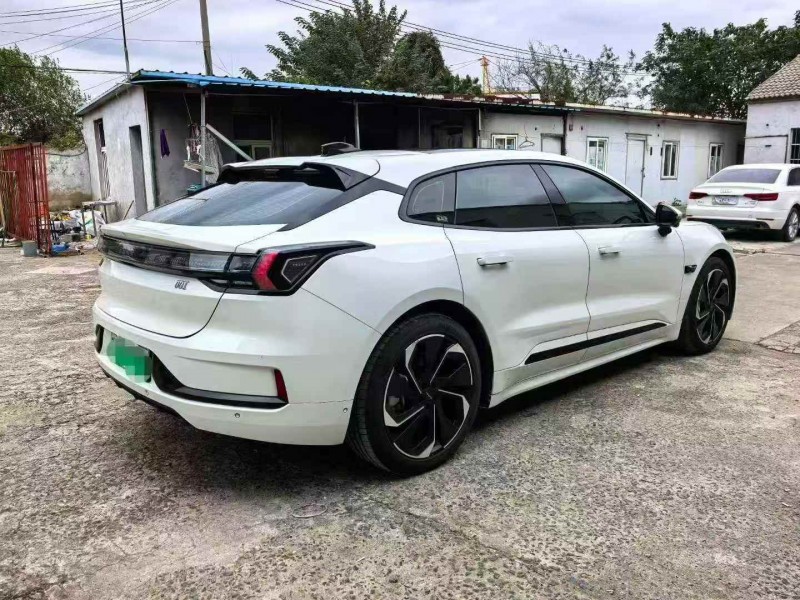 常州23年极氪汽车0018