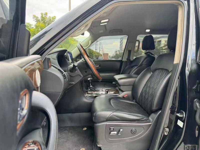 汕头19年日产途乐5