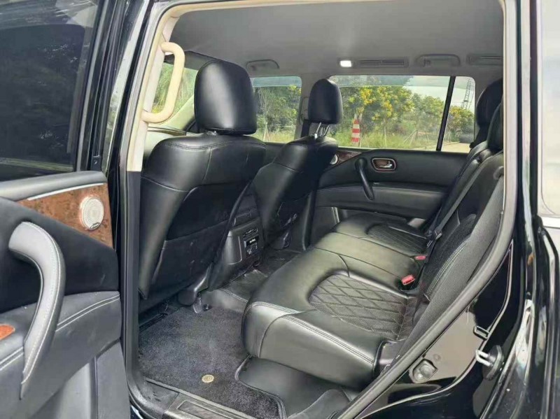 汕头19年日产途乐8