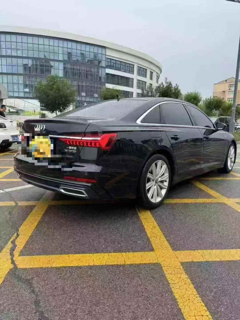 秦皇岛21年奥迪A6L8