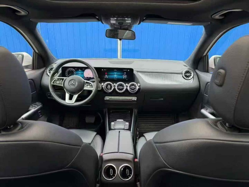 苏州22年奔驰GLA4