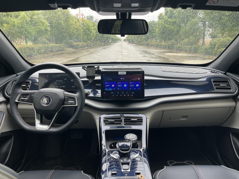 盐城23年比亚迪秦8