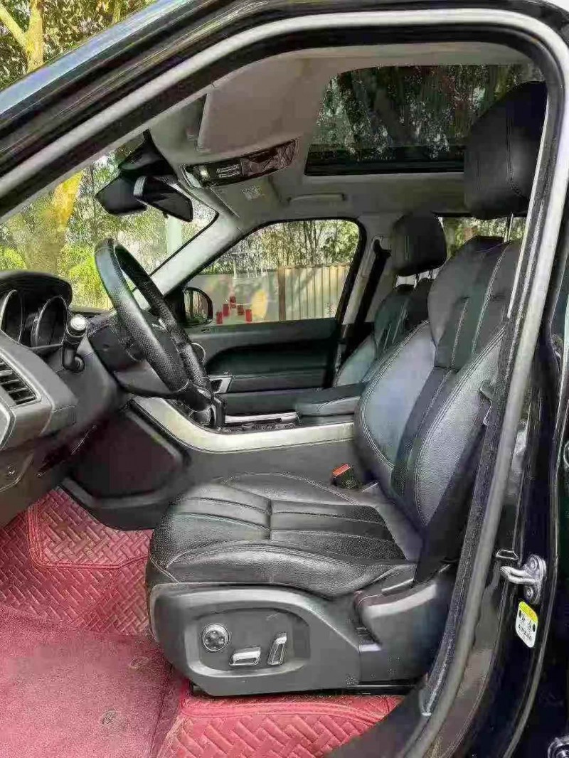 重庆17年路虎揽胜运动6