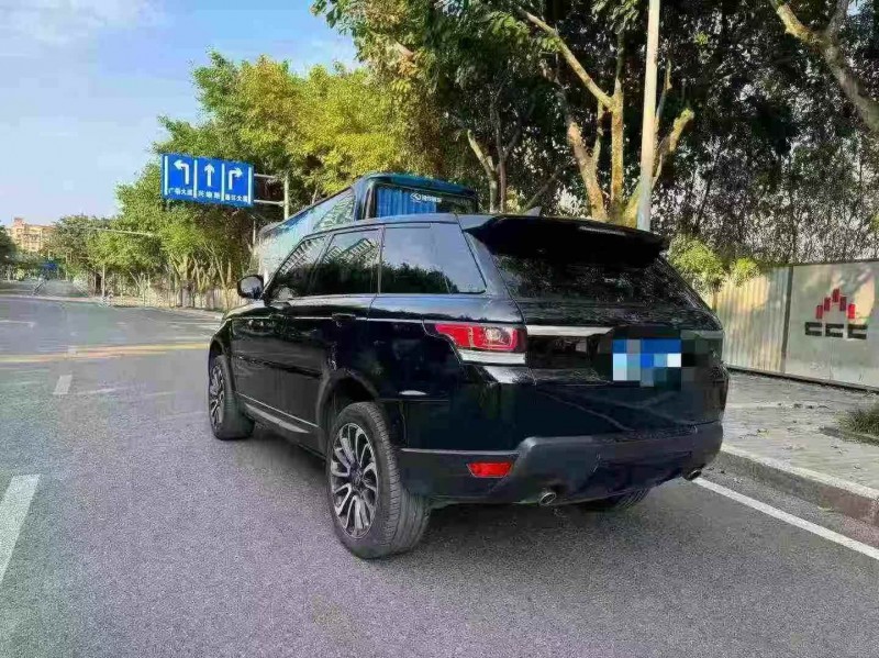 重庆17年路虎揽胜运动9