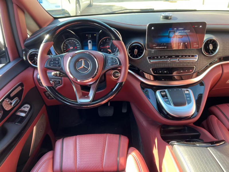 唐山24年奔驰圣母峰5