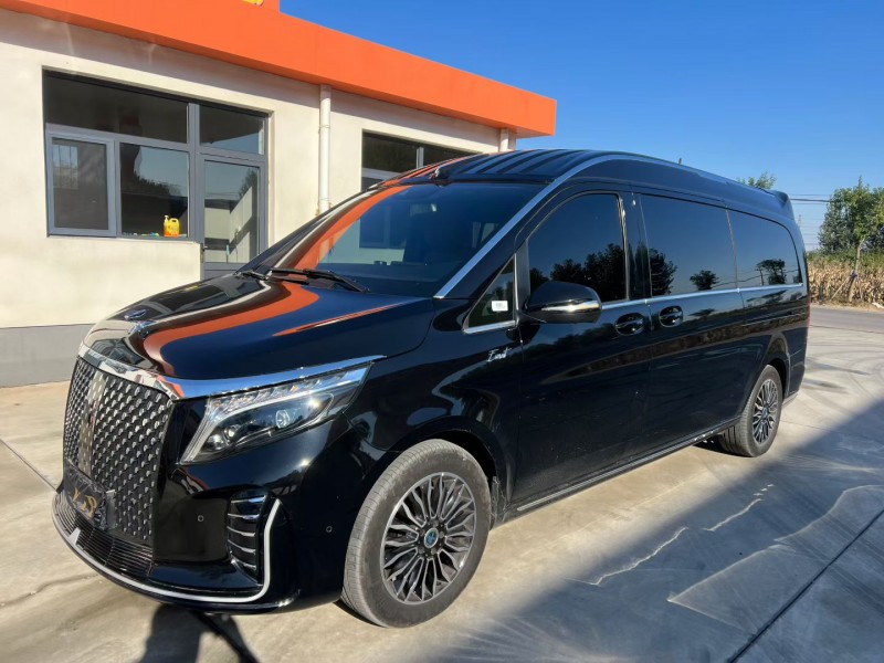 唐山24年奔驰圣母峰9