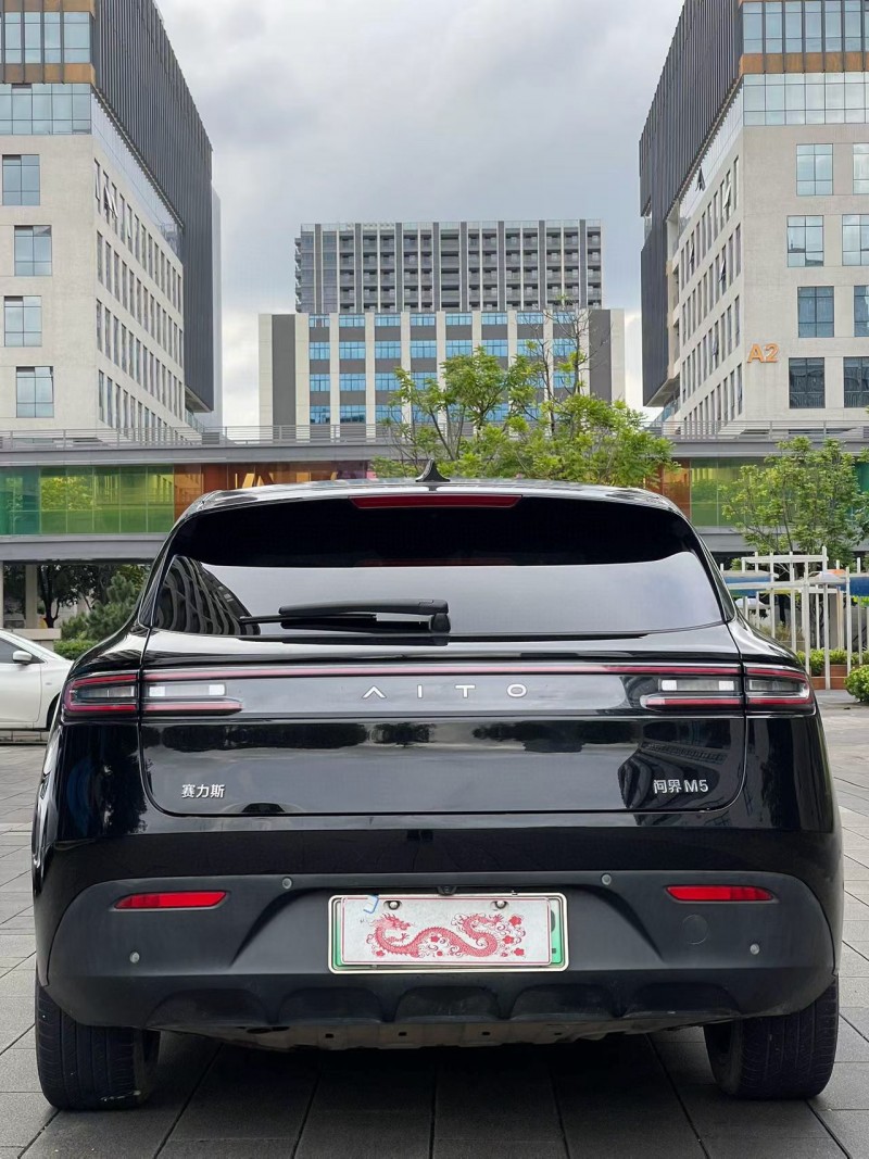 佛山22年华为智选问界9