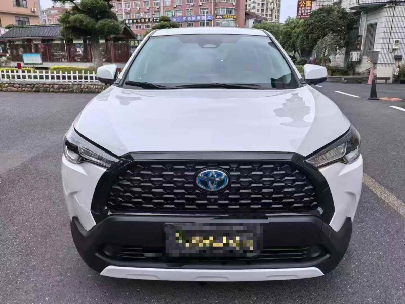 嘉兴24年丰田锐放1