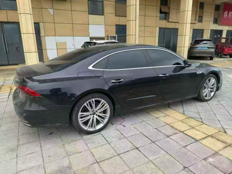 鄂州24年奥迪A7L8