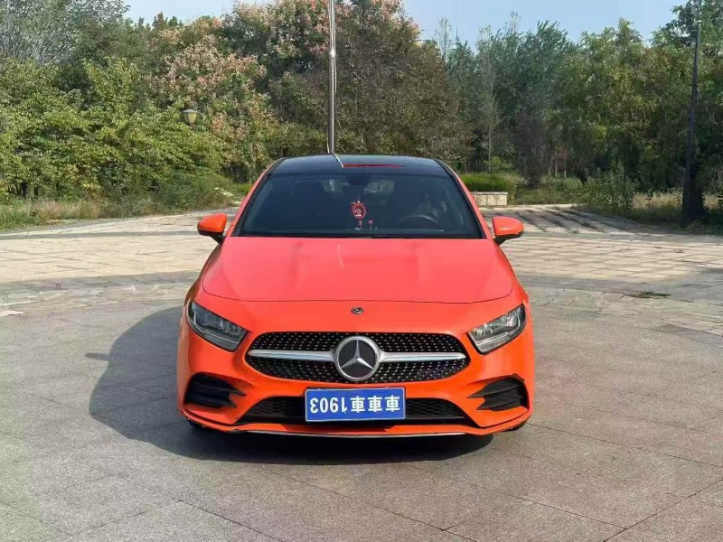 东营19年奔驰A1