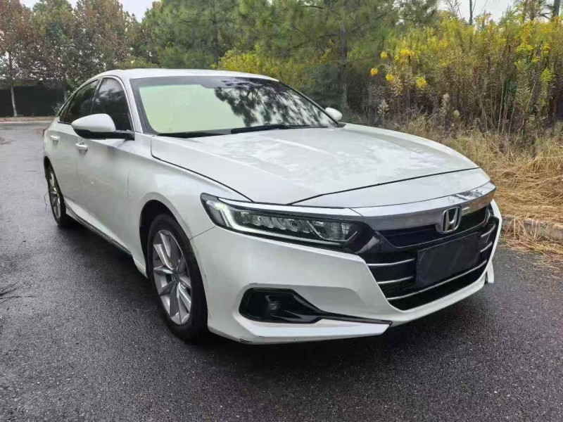 十堰23年本田雅阁3