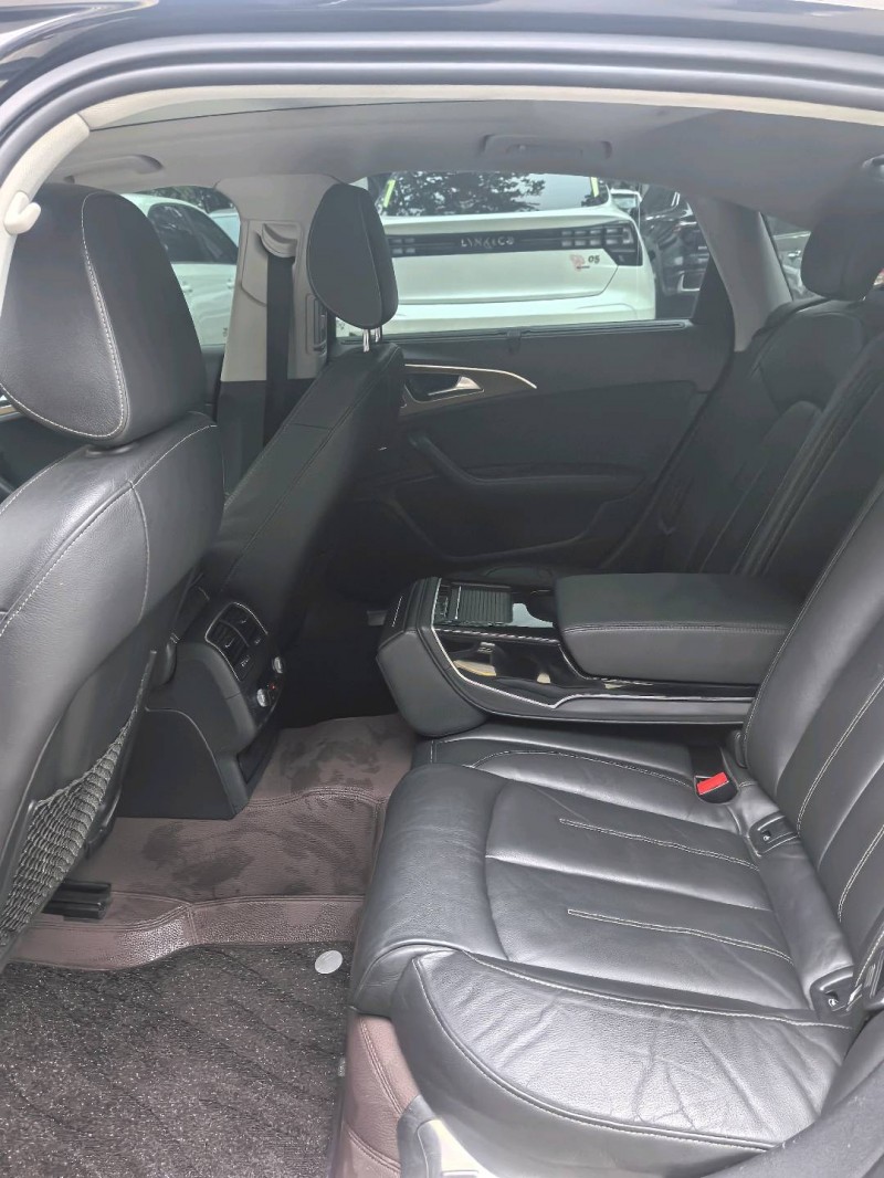 南京19年奥迪A6L8