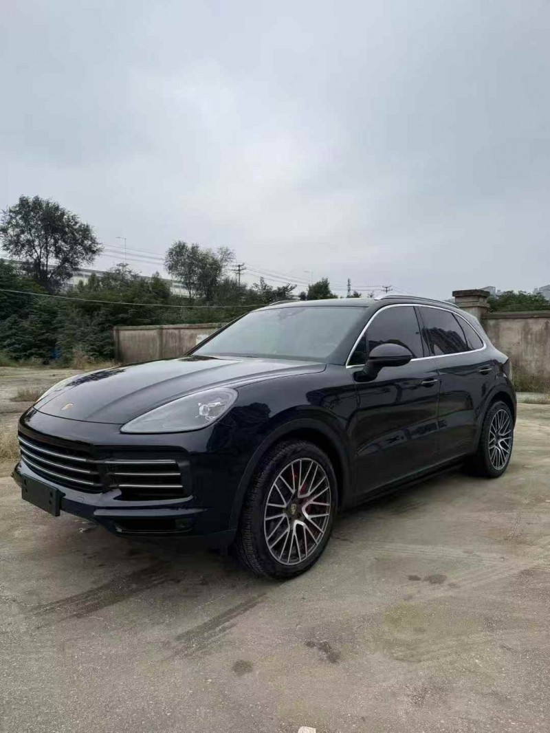 金华20年保时捷卡宴2