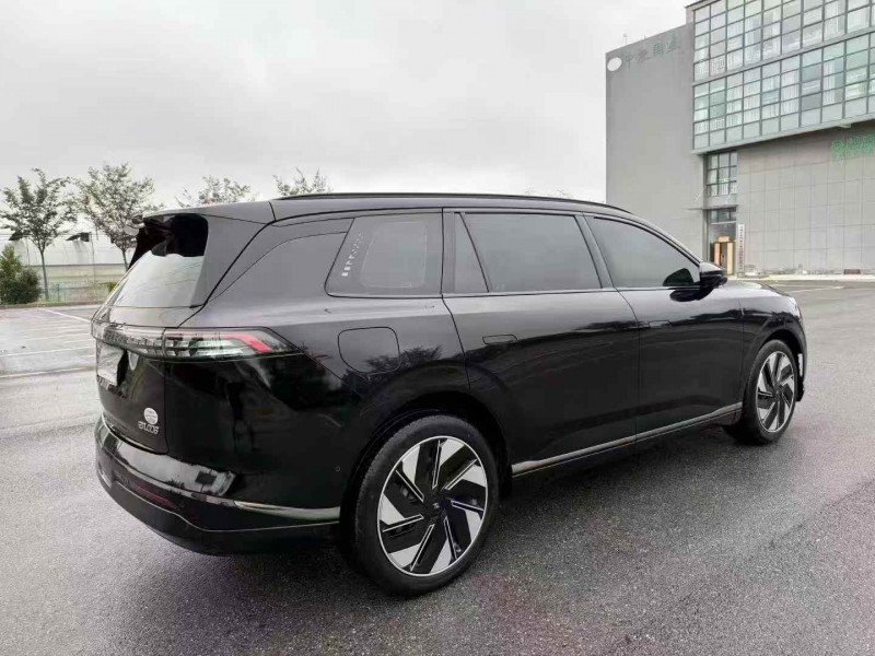 苏州25年东风奕派8