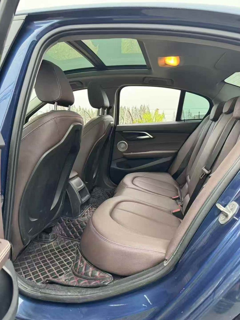 宁波22年宝马1系6