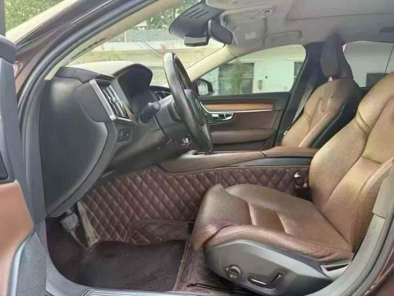 新乡20年沃尔沃S906