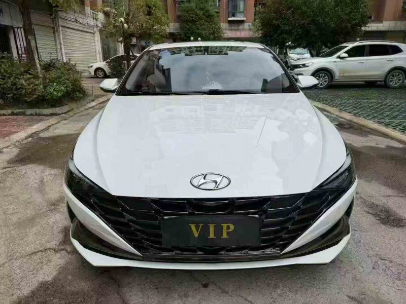 贵阳23年现代伊兰特1