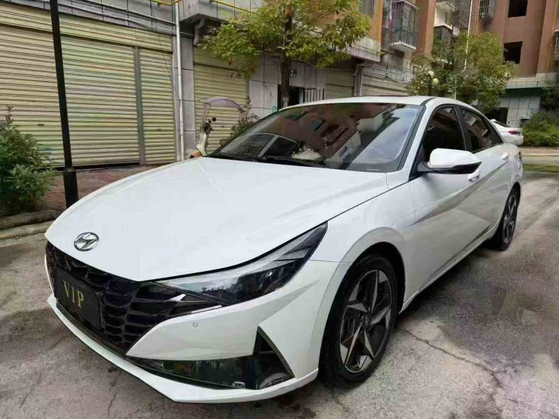 贵阳23年现代伊兰特2